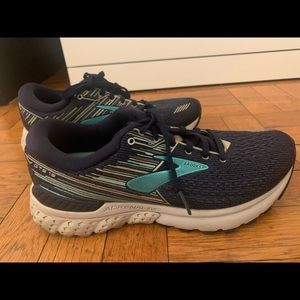 Women Running Shoes Brooks Adrenaline GTS 19